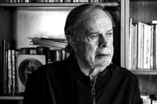 Ο «Γιάγκος Δράκος» Χρήστος Πολίτης: Η «Λάμψη», η απόσυρση από τα φώτα της δημοσιότητας και η τελευταία εμφάνιση ΦΩΤΟ – ΒΙΝΤΕΟ