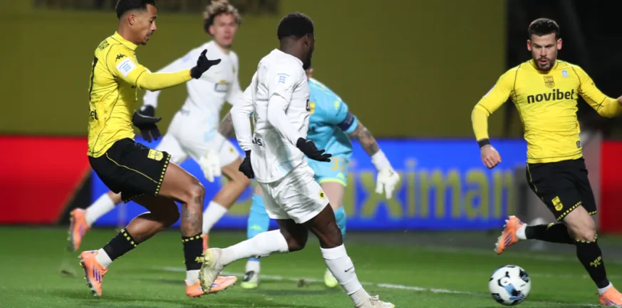 Αρης - ΑΕΚ 1-1: Εκοψαν βαθμούς οι Θεσσαλονικείς και έριξαν την Ενωση από την κορυφή