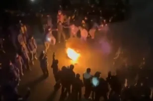 Ιράν: Στα άκρα το καθεστώς, απειλεί με θάνατο τους διαδηλωτές, μπορεί να έχουν φτάσει έως και 20.000 οι νεκροί της αιματηρής καταστολής