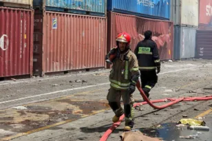 Ιράν: Ένας νεκρός και 14 τραυματίες από έκρηξη στο λιμάνι της Μπαντάρ Αμπάς