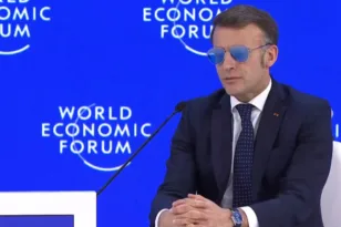 Νταβός: Με γυαλιά ηλίου ο Εμανουέλ Μακρόν λόγω του προβλήματος στο μάτι του