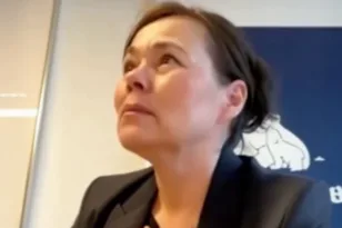 Γροιλανδία: Έβαλε τα κλάματα σε ζωντανή σύνδεση η υπουργός Εξωτερικών μετά τη συνάντηση της με τον Τραμπ