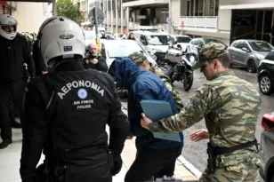 Νέα δεδομένα στην υπόθεση κατασκοπείας: Ζήτησε ο σμήναρχος την προφυλάκισή του, φοβάται για τη ζωή του;