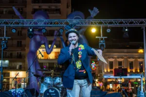 «In the heat of … Carnival»: Τρία δυναμικά πατρινά συγκροτήματα ξεσήκωσαν το κοινό το βράδυ του Σαββάτου ΦΩΤΟ