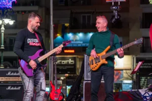 «In the heat of … Carnival»: Τρία δυναμικά πατρινά συγκροτήματα ξεσήκωσαν το κοινό το βράδυ του Σαββάτου ΦΩΤΟ