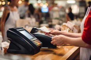 Η ΑΑΔΕ έκανε χιλιάδες αυτοψίες στη Δυτική Ελλάδα – Μπαράζ ελέγχων για φοροδιαφυγή