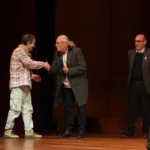 Σε πανηγυρική ατμόσφαιρα το 2ο αναβιωμένο Φεστιβάλ Παιδικού Τραγουδιού στο κατάμεστο από κόσμο Συνεδριακό του Πανεπιστημίου Πατρών