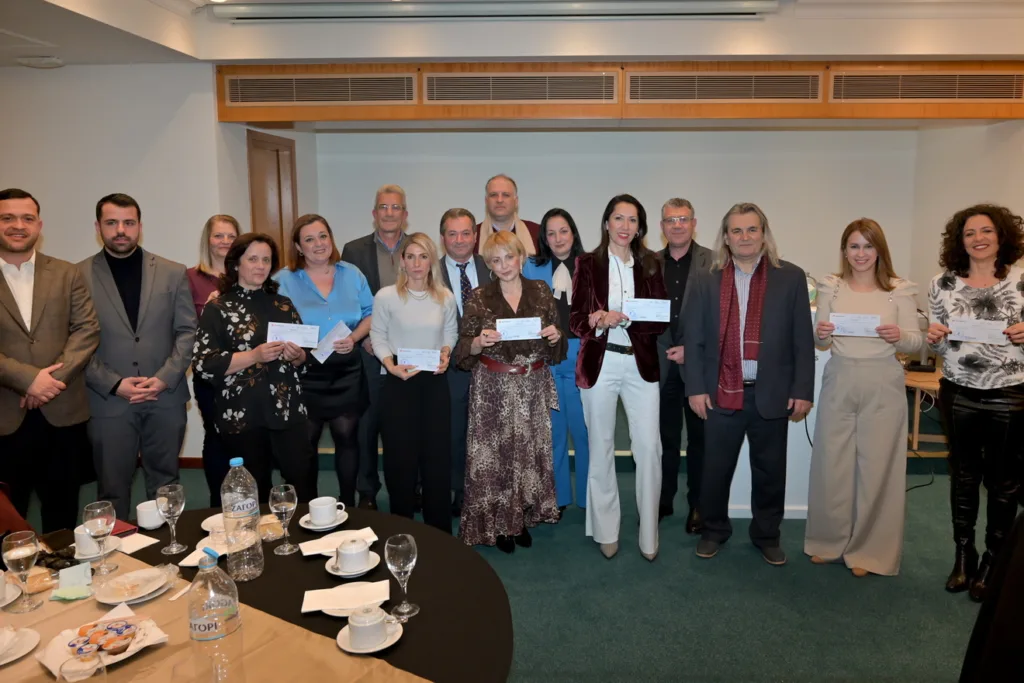 Πάτρα: Κοπή πίτας και βραβεύσεις από τον Σύλλογο Εκπαιδευτικών Πρωτοβάθμιας Εκπαίδευσης ΦΩΤΟ