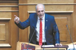 Τι προτείνει ο Βελόπουλος για το άρθρο 86 περί ευθύνης Υπουργών