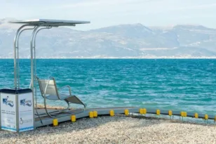 Πάτρα: Έξτρα προσβασιμότητα σε τέσσερις παραλίες – Εργα με 220.000 ευρώ