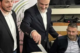 Στην Αμφιλοχία έκοψε την πίτα της η παράταξη Σκιαδαρέση ΦΩΤΟΓΡΑΦΙΕΣ