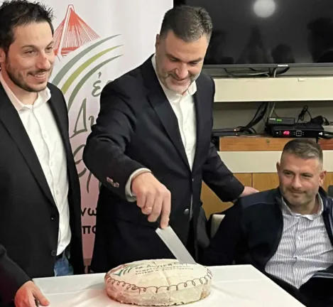 Στην Αμφιλοχία έκοψε την πίτα της η παράταξη Σκιαδαρέση ΦΩΤΟΓΡΑΦΙΕΣ