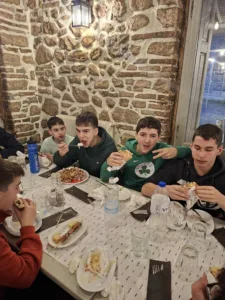 Στιγμές χαλάρωσης για τους κολυμβητές της ΝΕΠ - Φωτογραφίες