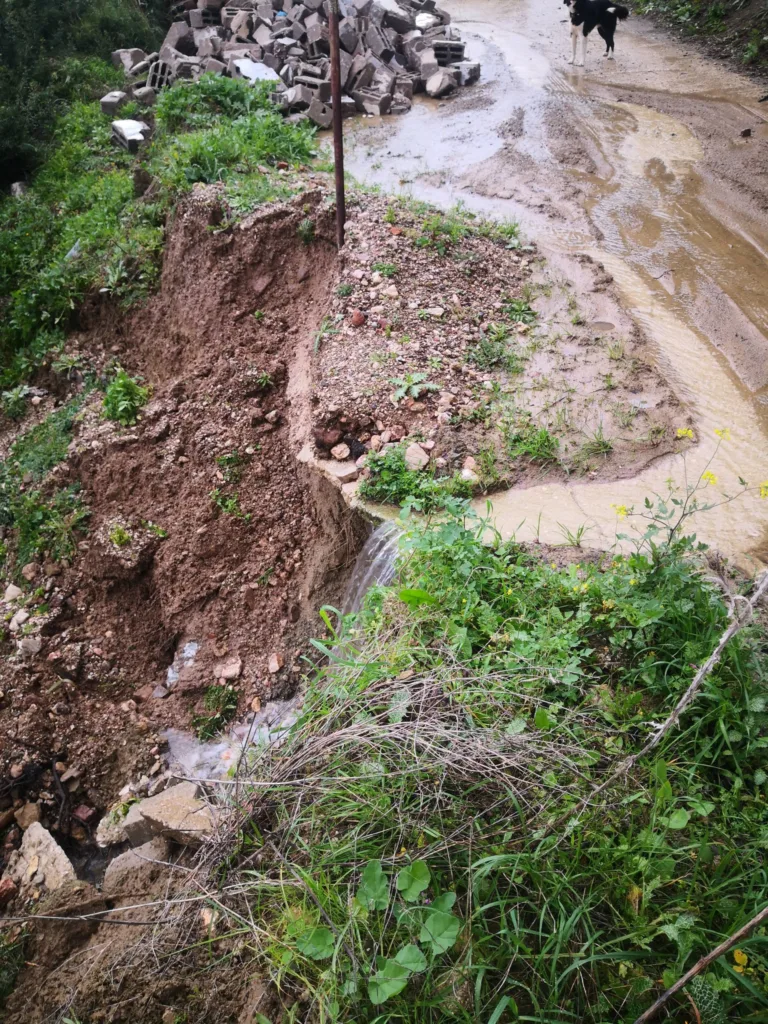 Πάτρα - Καλλιθέα: Κλειστοί δρόμοι και σοβαρές φθορές στο οδικό δίκτυο λόγω κακοκαιρίας ΦΩΤΟ