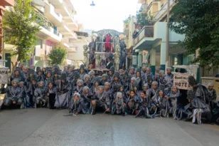 Πατρινό Καρναβάλι 2026: Εντυπωσίασε το «Boo… tique Hotel» από το Πλήρωμα 94 ΒΙΝΤΕΟ-ΦΩΤΟ