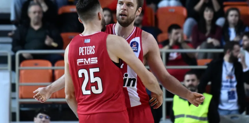 Ο Ολυμπιακός χαλαρά προκρίθηκε στον τελικό και...περιμένει τον Παναθηναϊκό