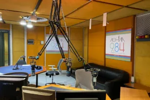 Nέο δυναμικό στον Αθήνα 9,84: δημοσιογράφοι και μουσικοί παραγωγοί