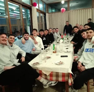 ΑΕ Γλαύκου Έσπερου: Δείπνο σε καλό κλίμα με πολλά χαμόγελα, ΦΩΤΟ