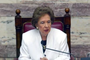 Δημοσία δαπάνη η κηδεία της Αννας Ψαρούδα-Μπενάκη