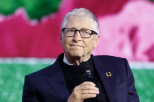 Μπιλ Γκέιτς: «Ήμουν ανόητος που πέρασα χρόνο με τον Επστάιν»