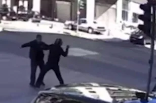 Άγριος καβγάς στα Κάτω Πατήσια για την προτεραιότητα – Συνελήφθησαν μοτοσικλετιστής και οδηγός ΙΧ