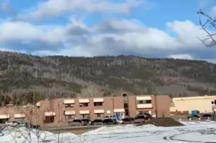 Καναδάς: Οι πρώτες στιγμές μετά την επίθεση με 10 νεκρούς στο γυμνάσιο Tumbler Ridge, ΒΙΝΤΕΟ