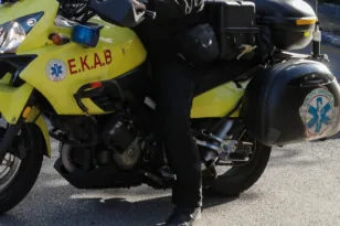 Πάτρα: Θύμα ξυλοδαρμού διασώστης του ΕΚΑΒ