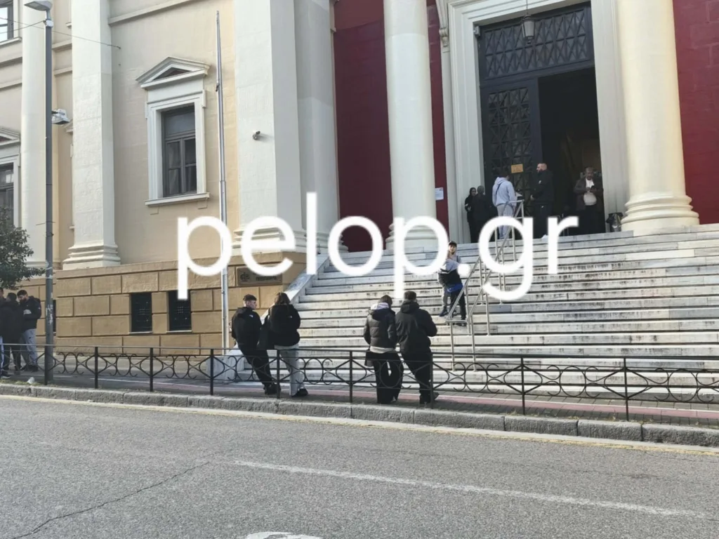 Πάτρα: Αρχισε η δίκη για το τροχαίο με δυο νεκρούς στην Αρέθα ΦΩΤΟ