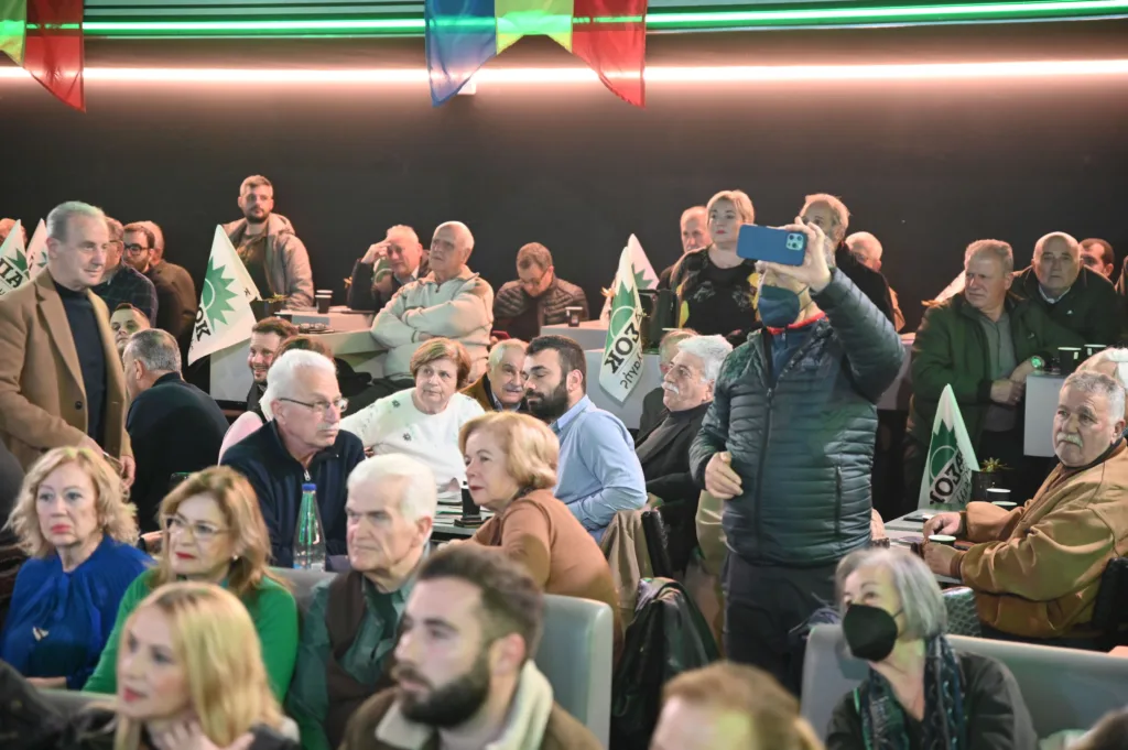 ΠΑΣΟΚ Αχαΐας: Πυκνότητα σε παρόντες και απόντες στην πίτα της Νομαρχιακής