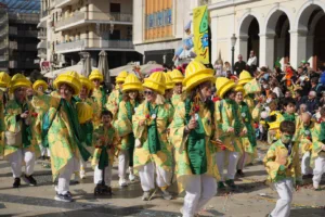 Το Πατρινό Καρναβάλι στα καλύτερά του: Δείτε πολλές ΦΩΤΟ από τη μεγάλη παρέλαση της Κυριακής