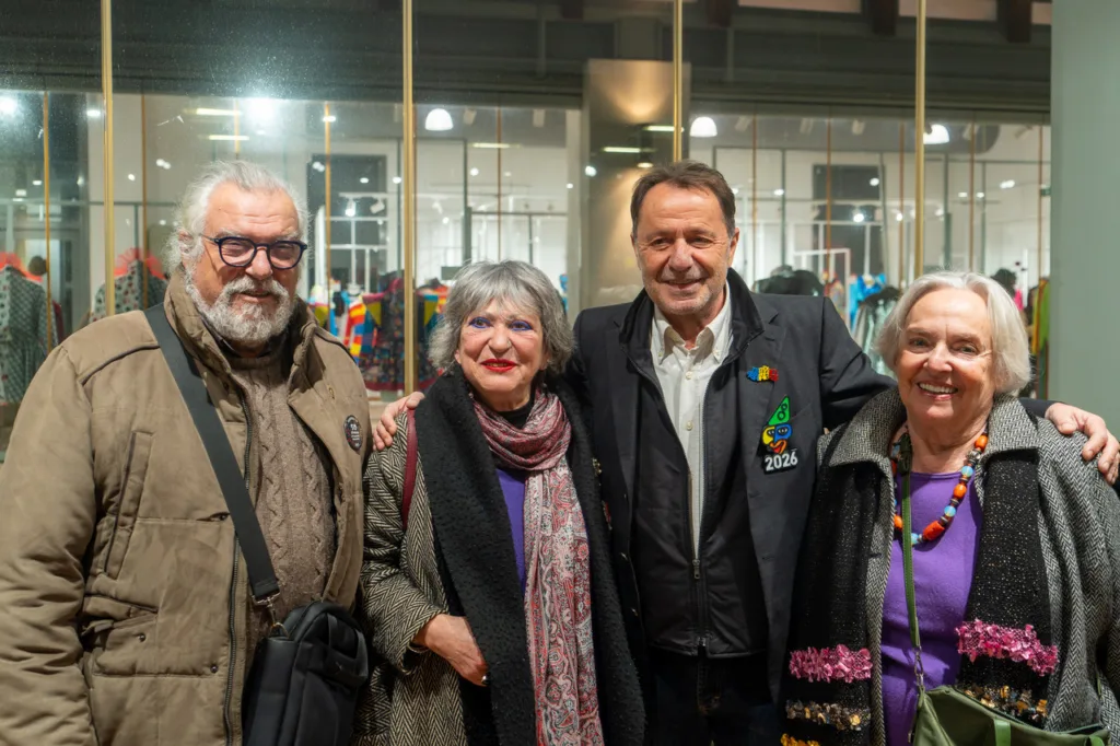 Πατρινό Καρναβάλι 2026: Άνοιξε η έκθεση στολών στην Αγορά Αργύρη – Πρώτη «γεύση» πριν τις παρελάσεις