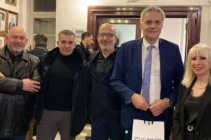 Το δώρο της «Εμπορικής Ανανέωσης» στον Αντ. Μέγγουλη