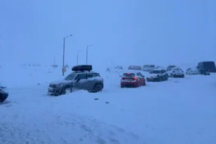 Επισκέπτες εγκλωβισμένοι στο Χιονοδρομικό του Φαλακρού Δράμας