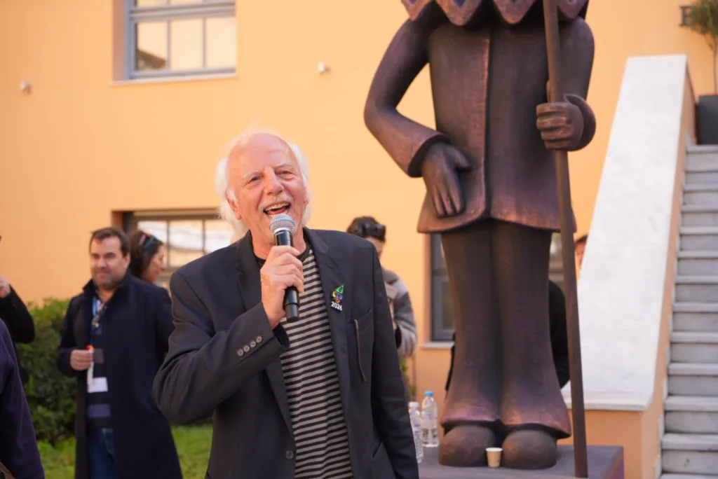 Πάτρα: Παραδοσιακά δρώμενα και καρναβαλικός παλμός στο κέντρο - Ξεχωριστές εικόνες από τη μεγάλη αποκριάτικη γιορτή ΦΩΤΟ