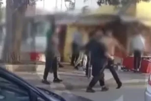 Μεγάλη αστυνομική επιχείρηση στη Γαστούνη: 50+ αστυνομικοί, drones και συλλήψεις σε καταυλισμούς Ρομά