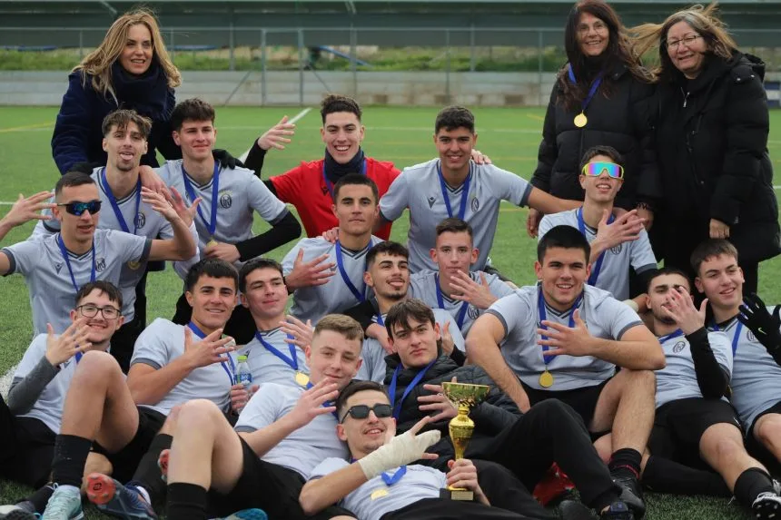 Πρωταθλητής ξανά το ΓΕΛ Ρίου στο σχολικό πρωτάθλημα αγοριών