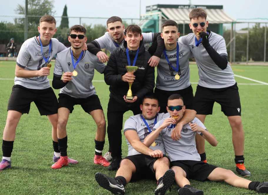 Πρωταθλητής ξανά το ΓΕΛ Ρίου στο σχολικό πρωτάθλημα αγοριών