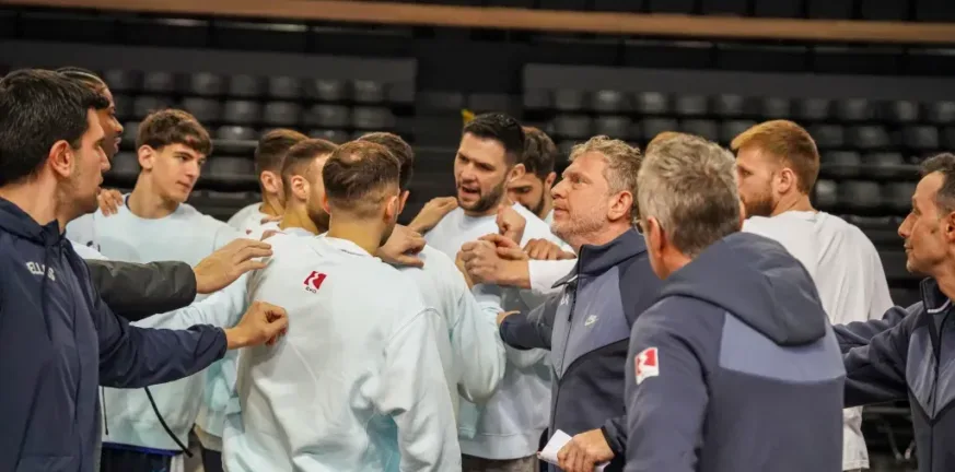 Μπήκε ο Παπανικολάου στην Εθνική, «εκτός» ο τραυματίας Καραγιαννίδης