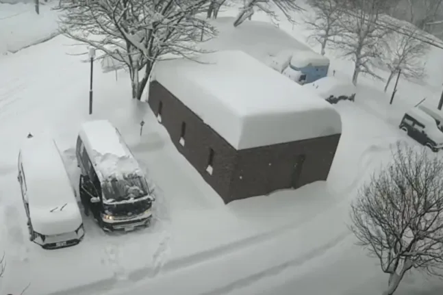 Τριάντα νεκροί από τις σφοδρές χιονοπτώσεις στην Ιαπωνία