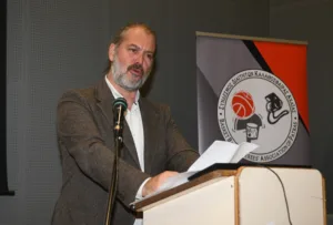 Διαιτητές και Βοηθοί Διαιτητές της ΕΣΚΑ-Η έκοψαν βασιλόπιτα - Φωτογραφίες