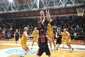 Η Παναχαϊκή θριαμβεύτρια στο ντέρμπι με Αχαγιά ΄82 - Φωτογραφίες/δηλώσεις