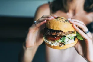 Καρδιά: Τι κάνουν πραγματικά τα κορεσμένα λιπαρά