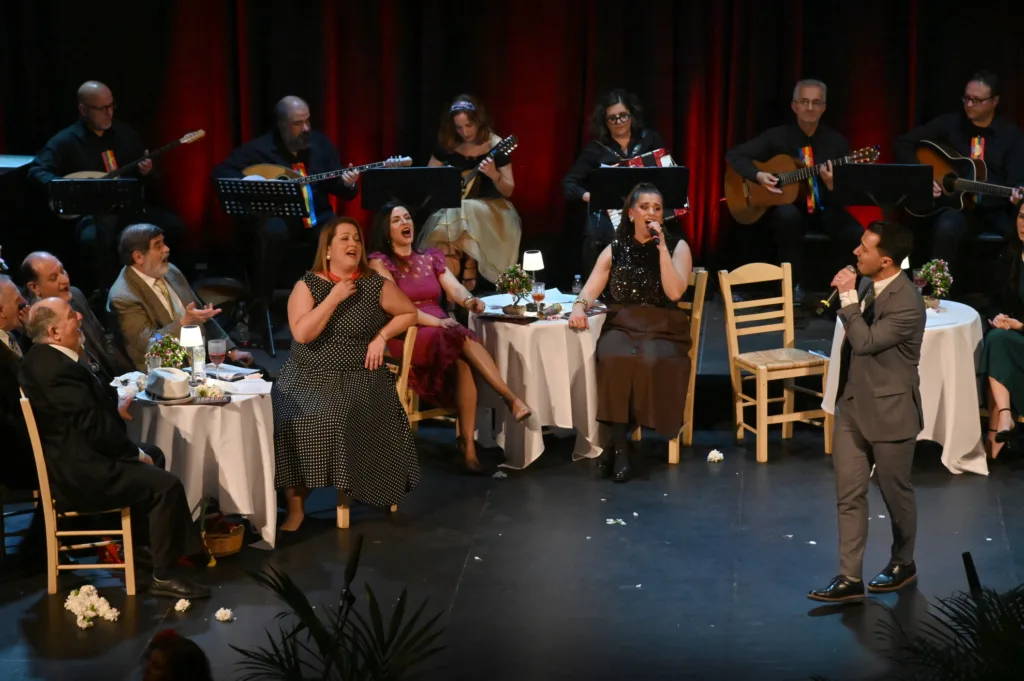 Μουσικό ταξίδι με άρωμα Πατρινού Καρναβαλιού: Επιτυχία για την παράσταση της «Πολυφωνικής» στο ROYAL