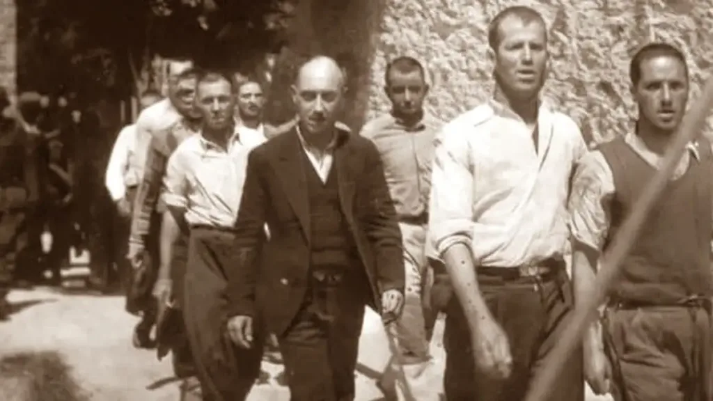 Εκτέλεση Καισαριανής: Σήμερα η συνάντηση του ελληνικού κλιμακιού με τον συλλέκτη των φωτογραφικών ντοκουμέντων Εκτέλεση Καισαριανής: Σήμερα η συνάντηση του ελληνικού κλιμακιού με τον συλλέκτη των φωτογραφικών ντοκουμέντων