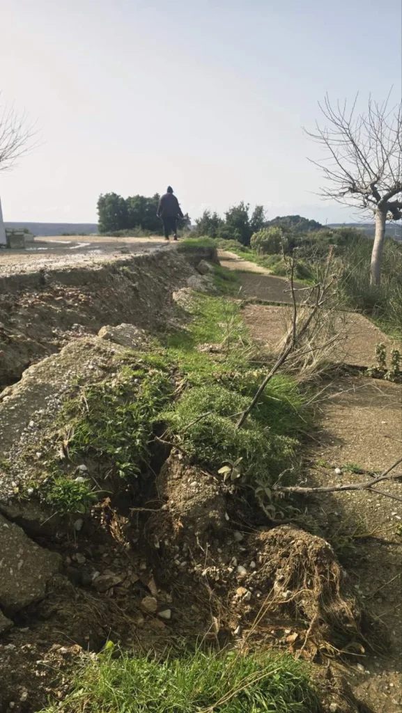 Ερύμανθος: Ανυπολόγιστες οι ζημιές από τα έντονα καιρικά φαινόμενα - Τι λέει ο Μπαρής ΦΩΤΟ