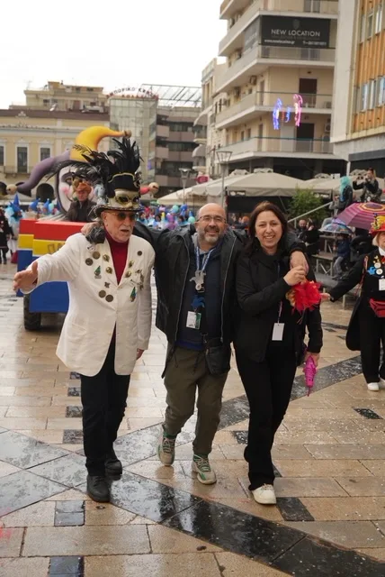 Πάτρα: Ο καιρός δεν πτόησε τους μικρούς καρναβαλιστές - ΔΕΙΤΕ ΞΑΝΑ ΤΗΝ ΠΑΡΕΛΑΣΗ