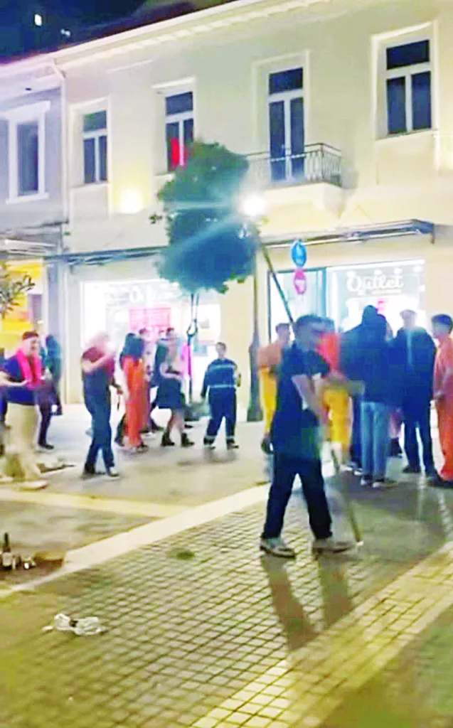 Η ΚΕΔΗΠ Καρναβάλι Πάτρας στέλνει στοιχεία στη Δικαιοσύνη: Εισαγγελέας για τους βάνδαλους Η ΚΕΔΗΠ Καρναβάλι Πάτρας στέλνει στοιχεία στη Δικαιοσύνη: Εισαγγελέας για τους βάνδαλους