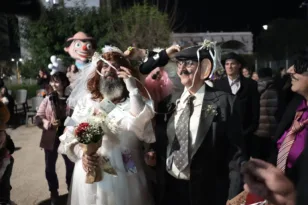 Καρναβαλοπαντρέματα στο Νότιο Διαμέρισμα: Η γιορτή του Πατρινού Καρναβαλιού βγήκε στις γειτονιές ΦΩΤΟ