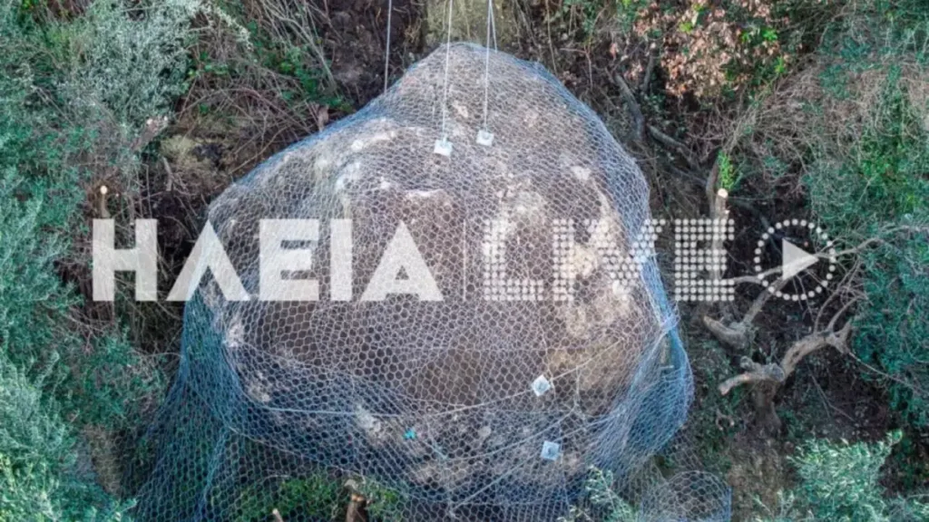 Κατάκολο: Ανατινάζεται ο βράχος των 40 τόνων που απειλούσε σπίτια και επιχειρήσεις ΦΩΤΟ-ΒΙΝΤΕΟ