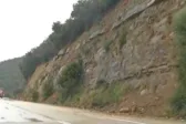 Αιτωλοακαρνανία: Κατολίσθηση στο Κατάφουρκο έκλεισε την παλαιά Εθνική Οδό - Σοβαρά προβλήματα στις μετακινήσεις ΦΩΤΟ